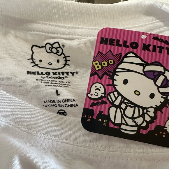 Hello Kitty Halloween Shirt - Picture 3 of 3